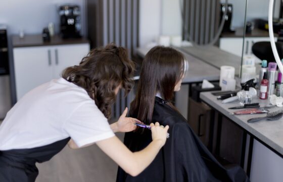 To Cut or Not to Cut? How to Know if Your Hair Is Repairable