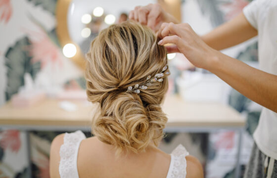 5 Elegant Wedding Guest Hairstyles You Should Try